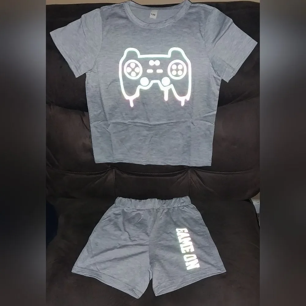 Retro Boys printed two-piece short set sz 5-6Y